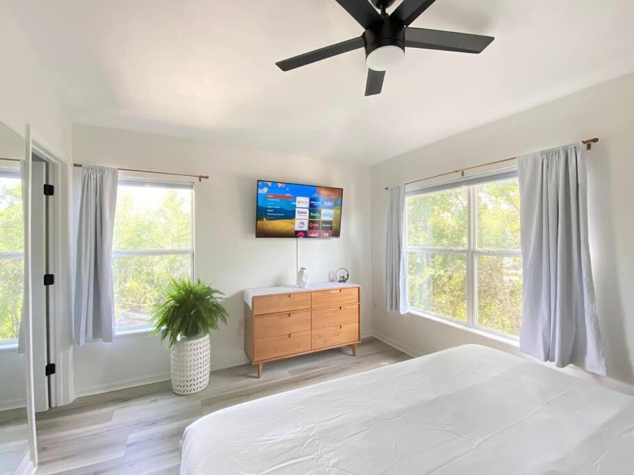Sanctuary Gainesville Bright 2 Bedroom King Condo Eksteriør bilde